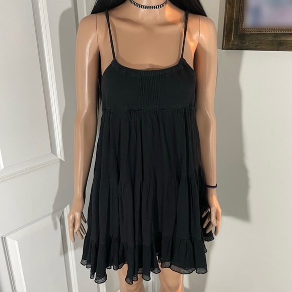 Dresses & Skirts - Y2K Sleeveless Spaghetti Strap Black Mini Dress | Size: M
